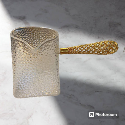 كنكة بيركس حراري بمقبض ذهبي – سعة 550 مل تكفي 4 فناجين قهوة