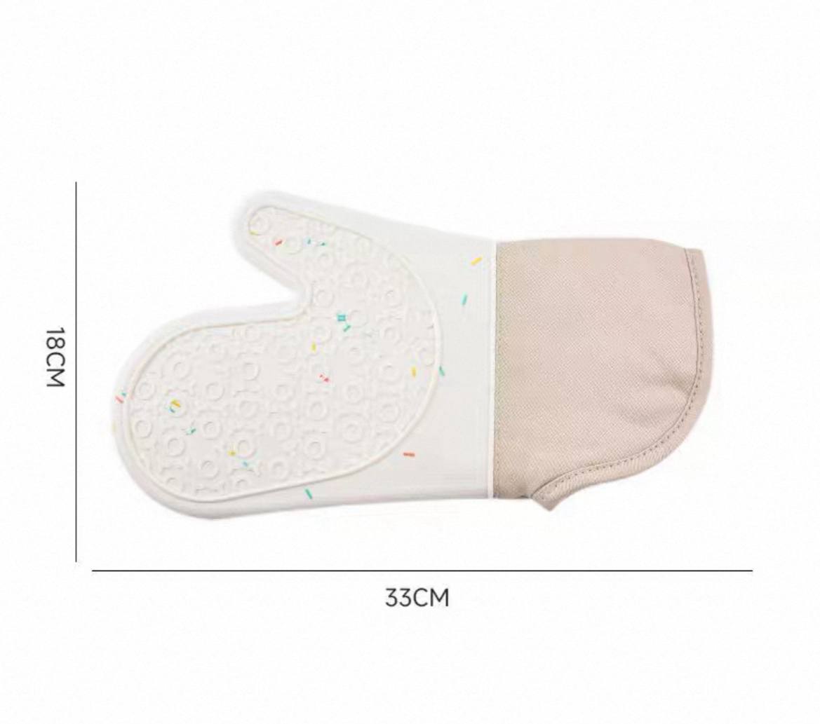 جونتي حراري مطبخ أنيق – بيج × أوف وايت بعزل عالي ضد الحرارة 🧤🔥