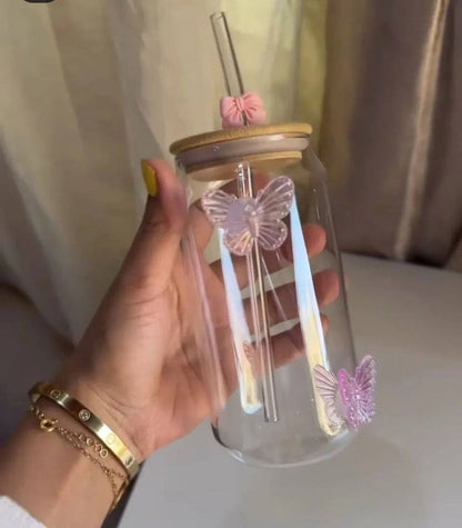 كوب برطمان كانز الفراشة 🦋 | زجاج بايركس 550 مل بغطاء خشب وشاليموه زجاج    H-H