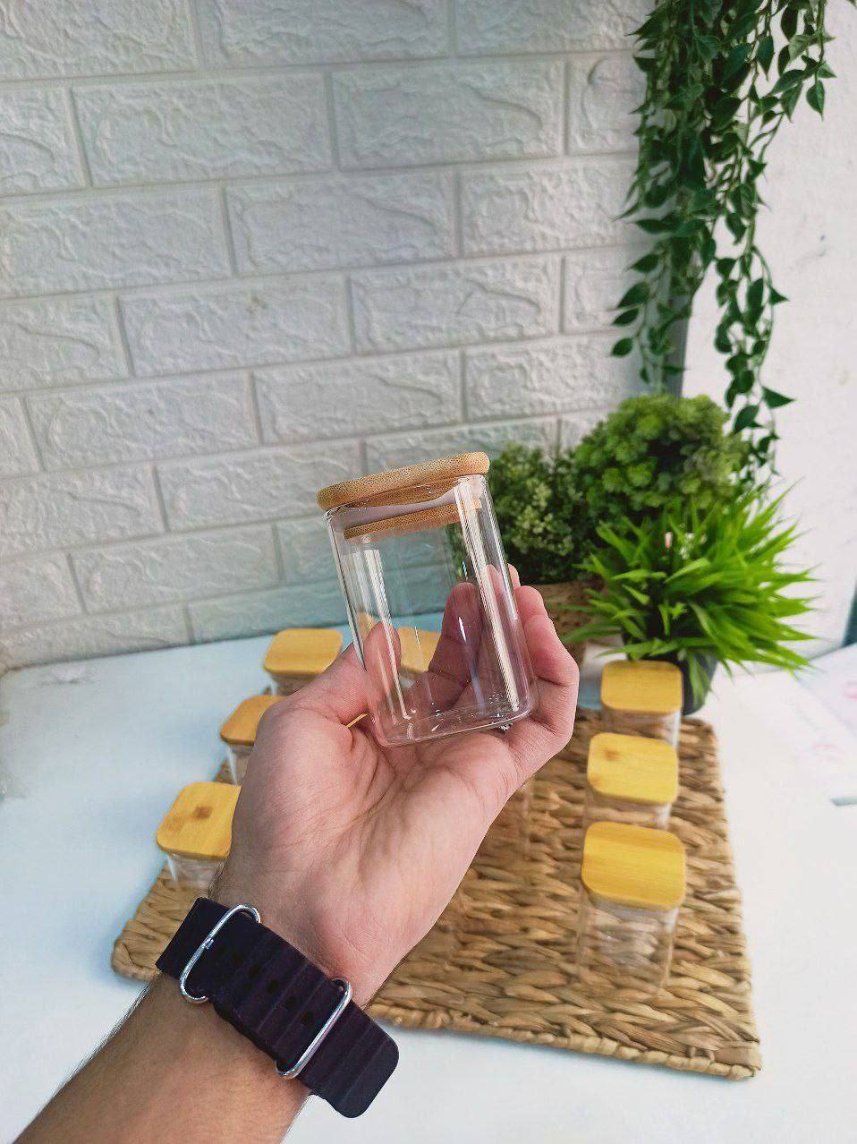 برطمان توابل زجاج مربع صغير مستورد – تصميم أنيق لحفظ التوابل