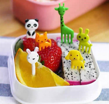 شوك لانش بوكس صغيرة للأطفال بتصميم حيوانات ملونة – عملية ومناسبة للفواكه والسناكس