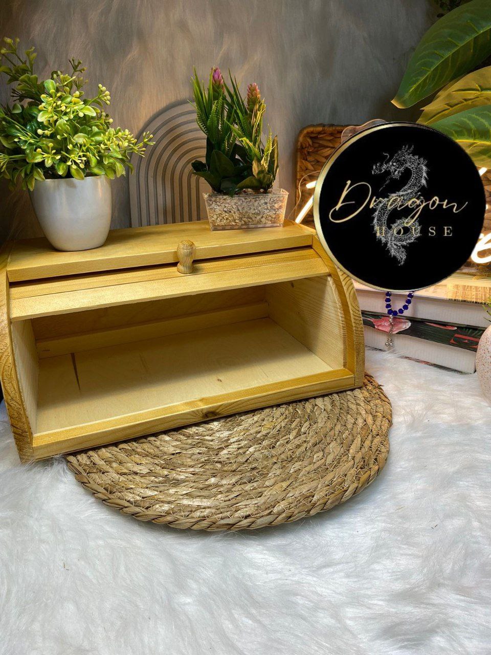 عياشة خشب بغطاء بومبيه جرار – لحفظ المخبوزات بجودة عالية