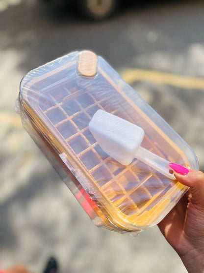 علبة تلج أكريليك شفافة بغطاء محكم وجروف – أنيقة لحفظ وتقديم مكعبات الثلج