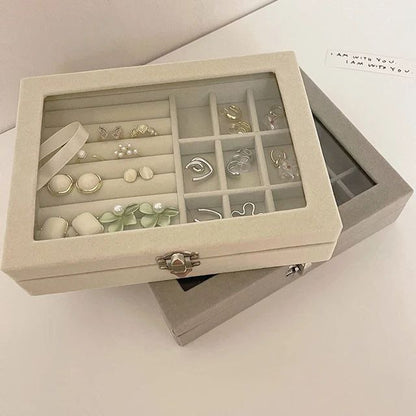 “ودّعي الكركبة… منظم الإكسسوارات اللي هيحفظلك كل قطعة بمكانها!”