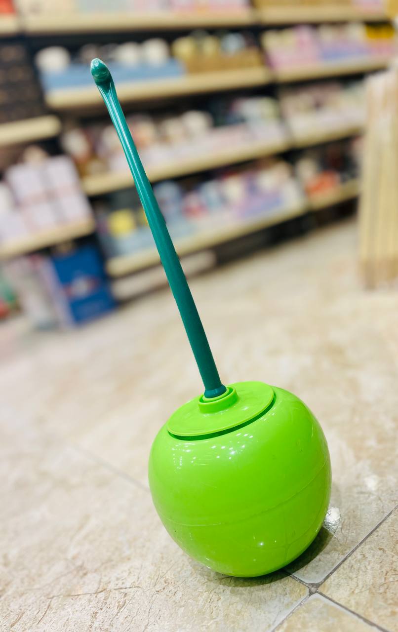 فرشة تواليت بتصميم تفاحة خضراء – أنيقة وعملية لتنظيف مثالي ولمسة ديكور عصرية