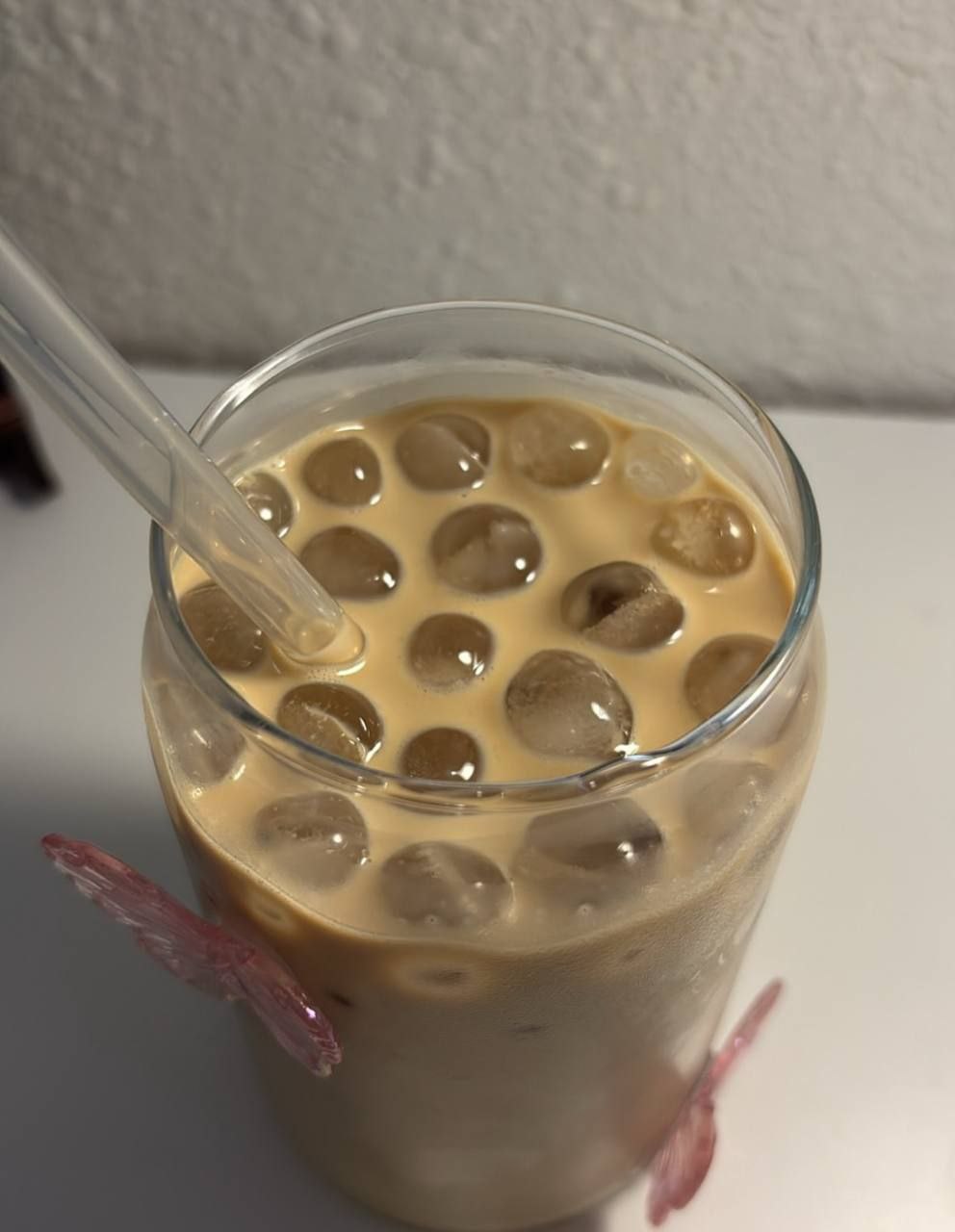 كوب برطمان كانز الفراشة 🦋 | زجاج بايركس 550 مل بغطاء خشب وشاليموه زجاج    H-H