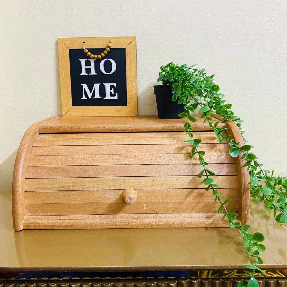 عياشة خبز خشب زان طبيعي – حافظ خبز ومخبوزات بتصميم أنيق