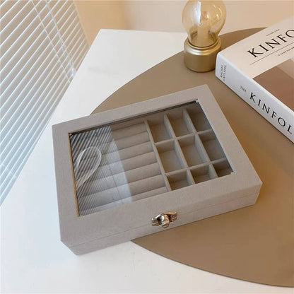 منظم اكسسوارات قطيفة أنيق – لحفظ الخواتم والسلاسل بدون فوضى