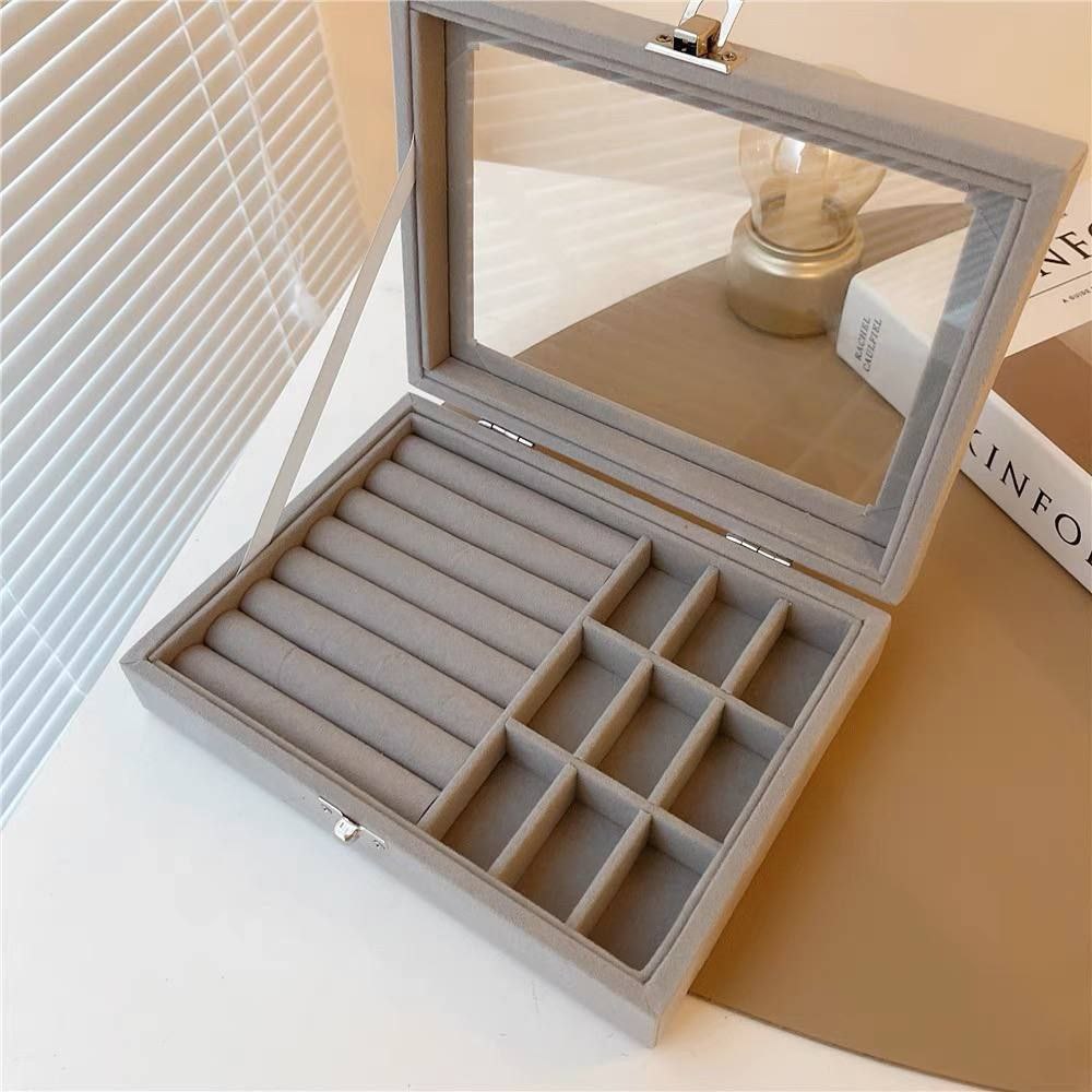 منظم اكسسوارات قطيفة أنيق – لحفظ الخواتم والسلاسل بدون فوضى