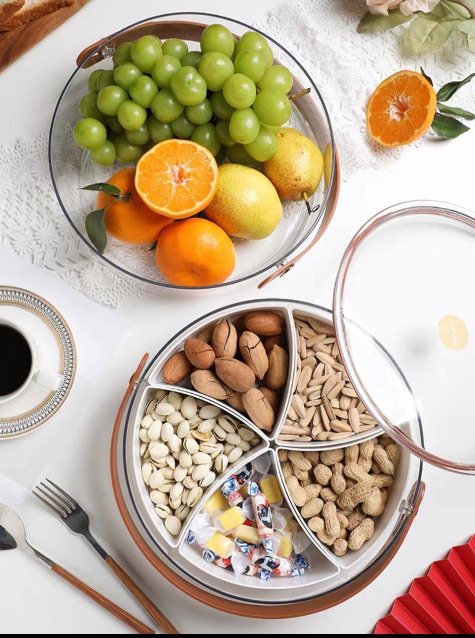 طبق تقديم حلويات وتسالي مقسم أكريليك بيد شبيه للجلد – 2×1 خامة فاخرة ✨