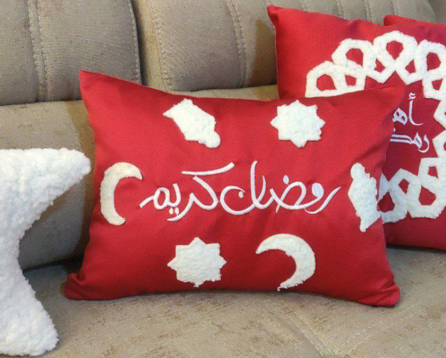 كوشن رمضان مستطيل – لمسة دفا وأناقة 🌙✨