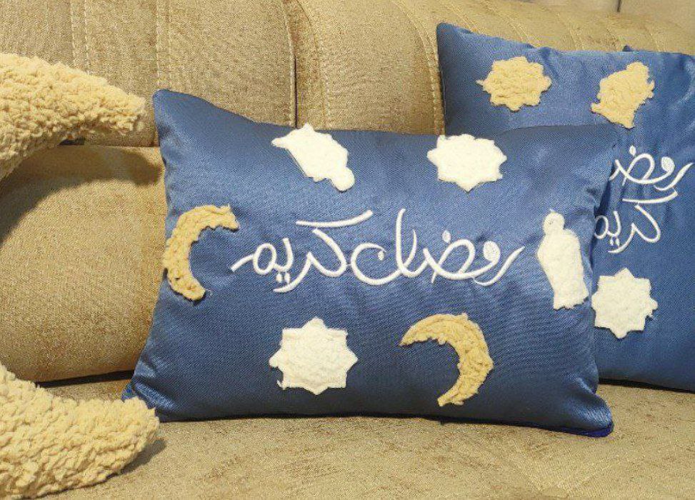 كوشن رمضان مستطيل – لمسة دفا وأناقة 🌙✨