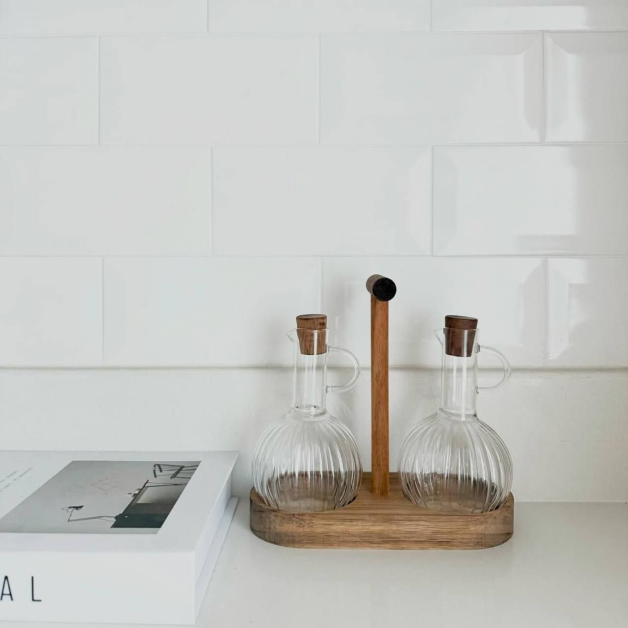 طقم زجاجات زيوت بيركس 2 قطعة مع حامل خشب بامبو أنيق