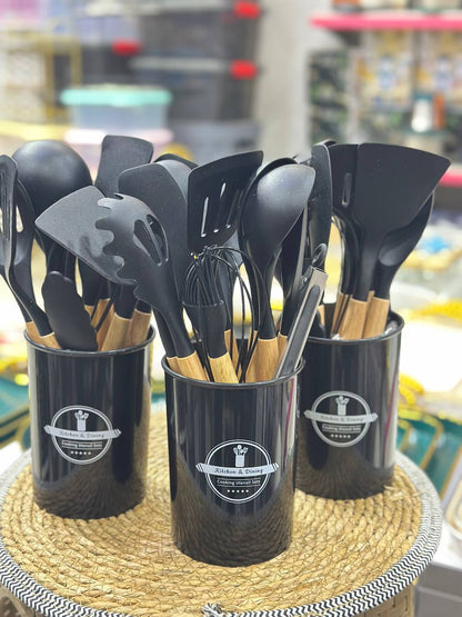 طقم توزيع الشيف بوراك الأصلي سيليكون حراري بيد خشب – 12 قطعة فاخرة بالحامل