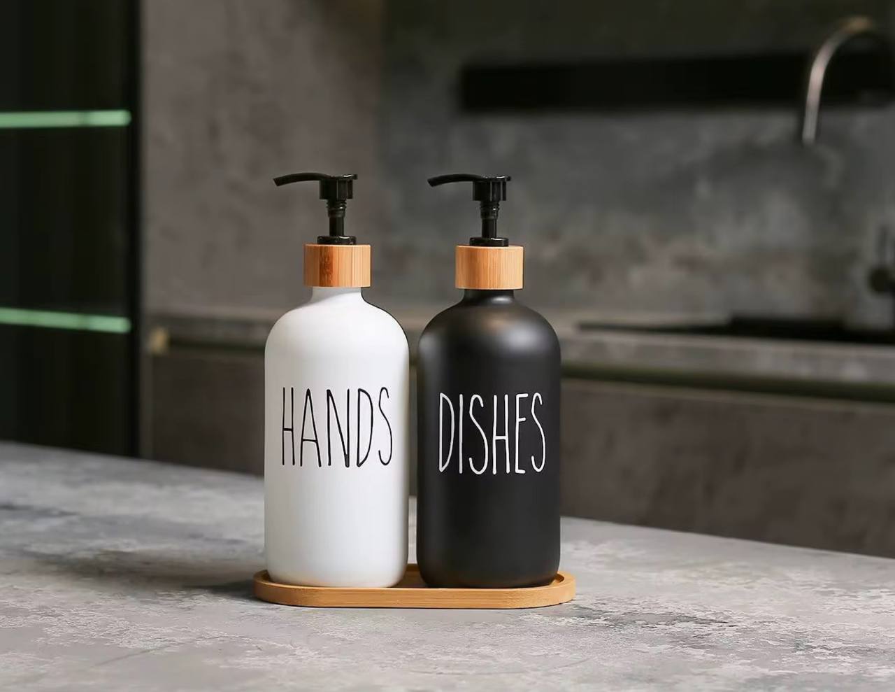 طقم شاور زجاج 2 قطعة بحامل خشب بامبو – تصميم مستورد فاخر