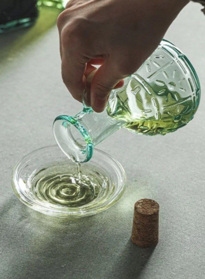 طقم زياتة زجاج 4 قطع محكم الغلق – خامة فاخرة مستوردة