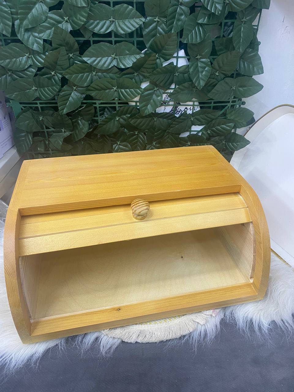 عياشة خشب بغطاء بومبيه جرار – لحفظ المخبوزات بجودة عالية