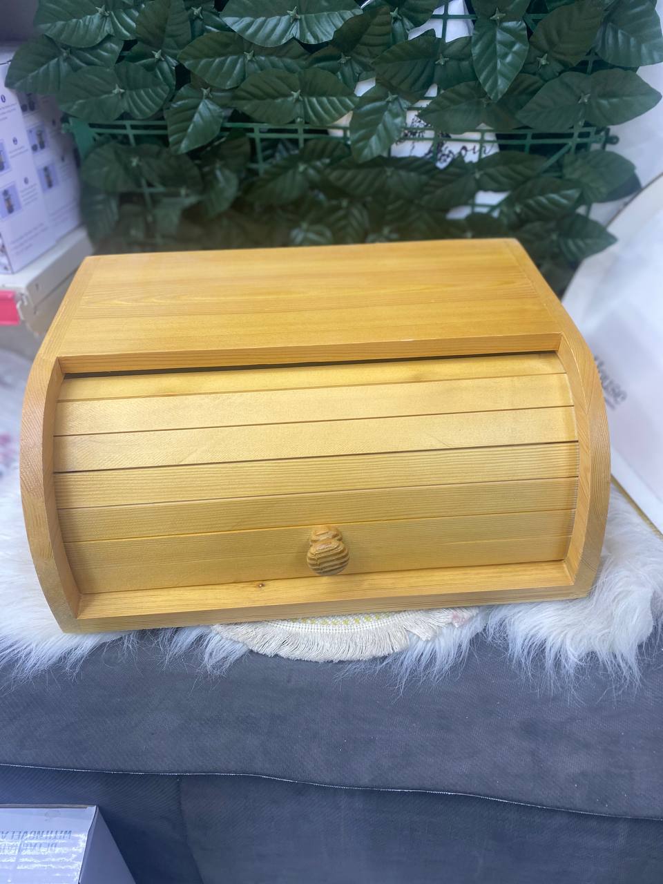 عياشة خشب بغطاء بومبيه جرار – لحفظ المخبوزات بجودة عالية