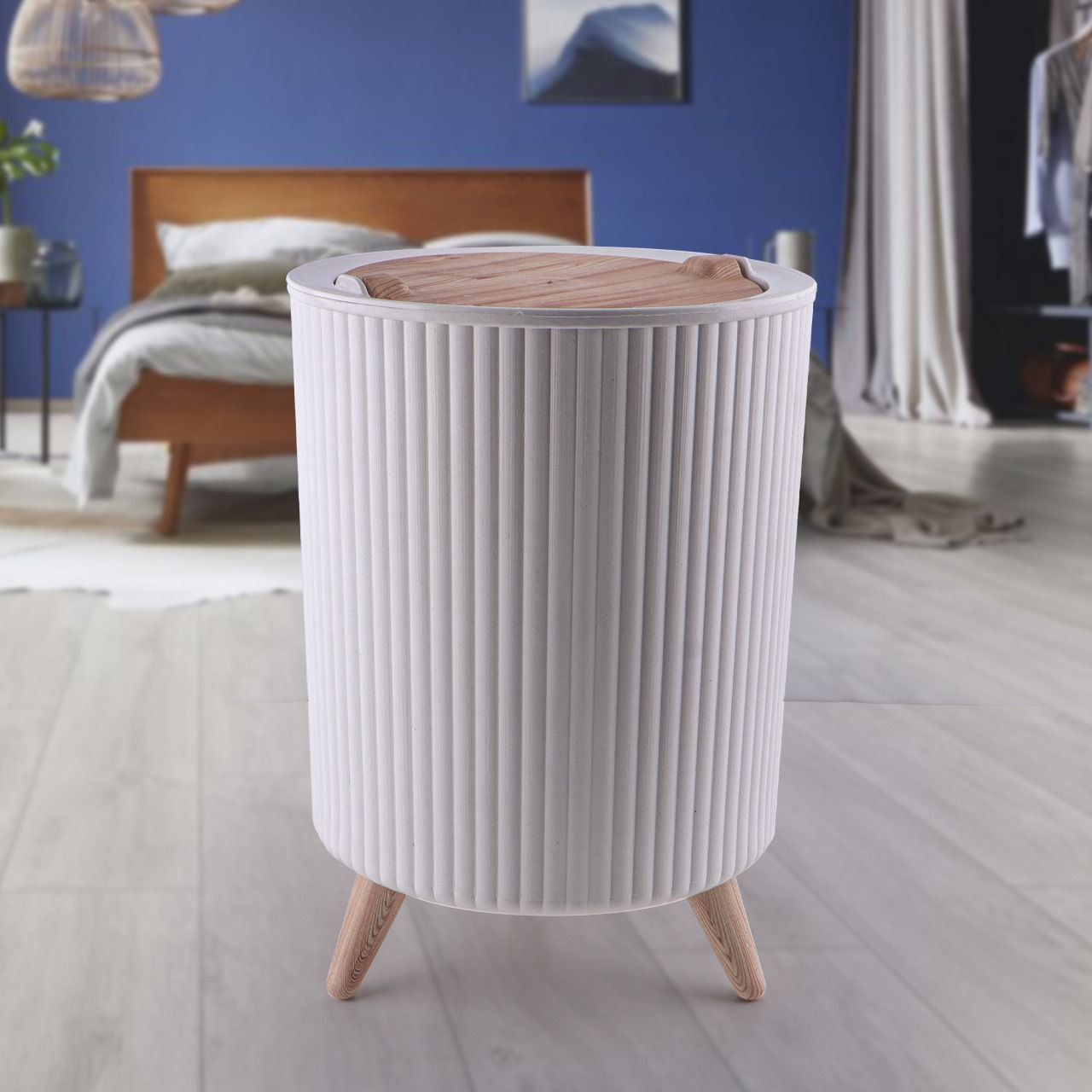 سلة مهملات ديكور بغطاء وأرجل خشبية سعة 8.5 لتر متعددة الاستخدام