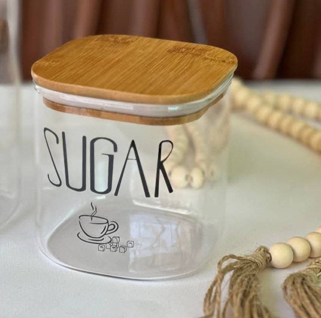 طقم كوفي بايركس بغطاء خشب بامبو | 3 برطمانات Coffee – Tea – Sugar بتصميم مربع أنيق