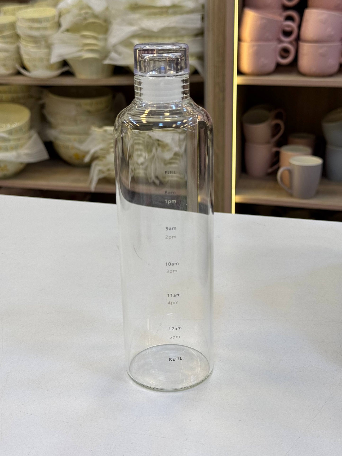 زجاجة مياه سعة 500 مل بغطاء محكم ومعيار قياس شفافة ومستورد