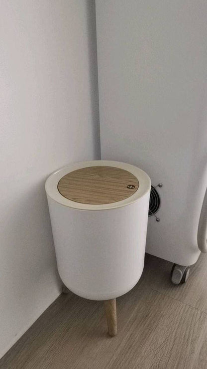 باسكت ديكور بأرجل خشبية بغطاء تاتش – تصميم عصري يناسب جميع المساحات