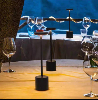 أباجورة ايكيا كلاسيك تاتش متعددة الألوان – شحن USB ومعدن فاخر بإضاءة 3 مستويات