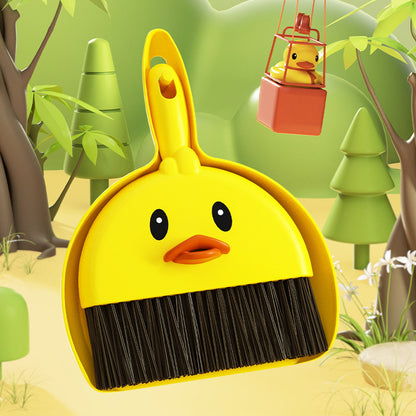 طقم مكنسة ومجرود صغير شكل بطة كرتونية