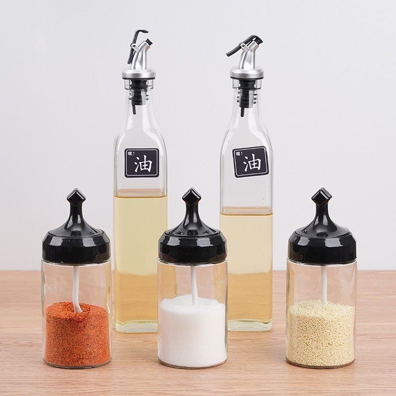 طقم زياتة مطبخ 5 قطع زجاج – برطمانات توابل وزجاجات زيت وكوالتي عالي