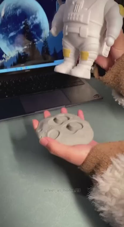 وناسة على شكل رائد فضاء | ليزر بروجيكتور بإضاءة محيطية وتحكم عن بُعد